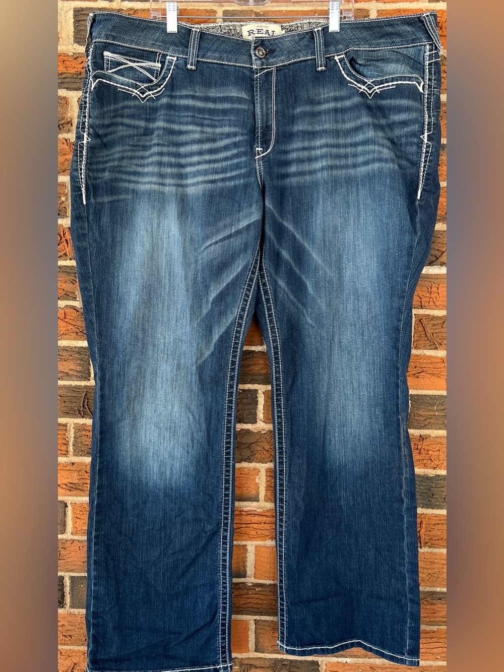 Women’s Dark Blue Faded Straight-Leg Jeans
